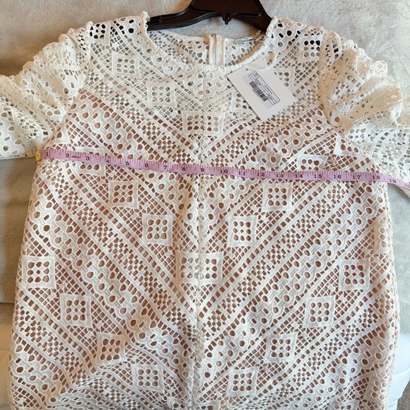 NWT Endless Rose Women’s White Embroidered Lace Blouse - Picture 11 of 12